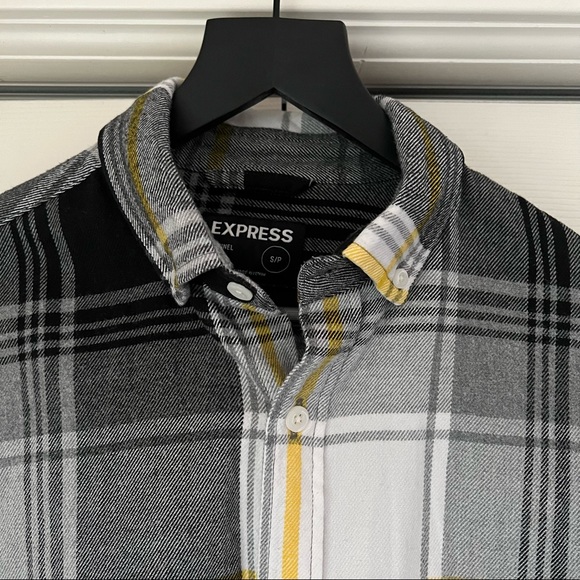 Express Plaid Flannel button down. EUC - Picture 3 of 8